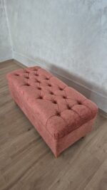 Bancheta tapitata cu nasturi, 110×50×50 cm